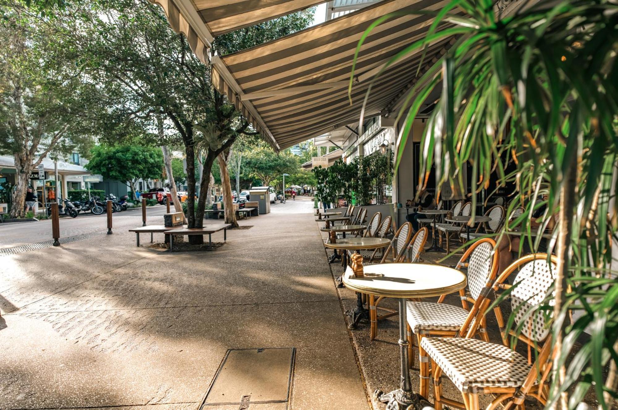 Jacaranda Noosa Aparthotel Exterior photo